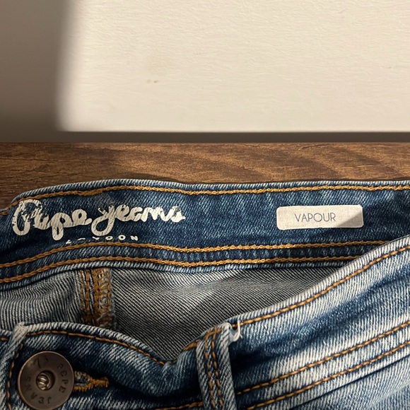 Pepe London 76 jeans. Good used condition. Size 32 Woman’s - Picture 5 of 7